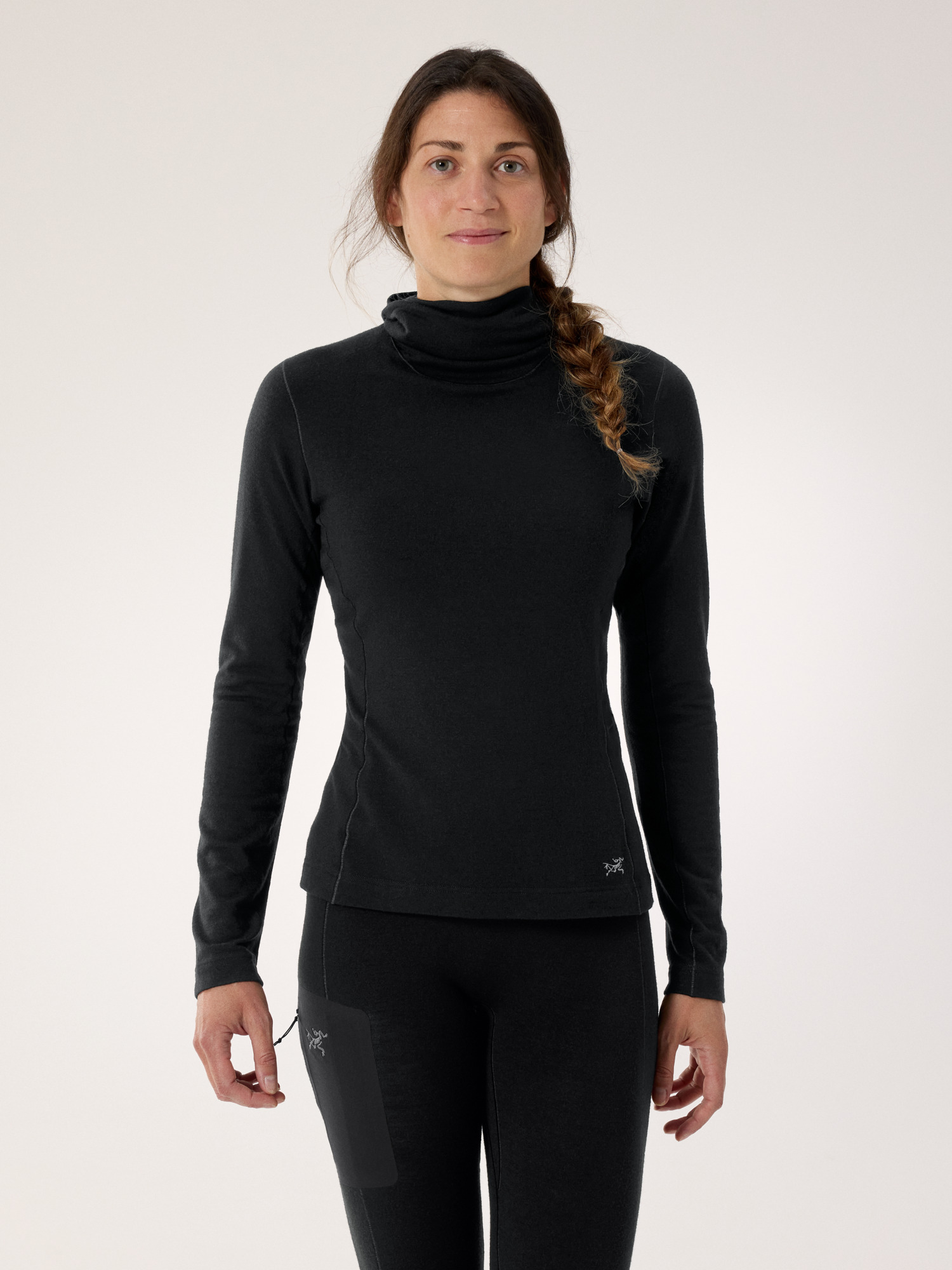 F25-X000009044-Satoro-Merino-Wool-Hoody-Black-Women-s-Front-View