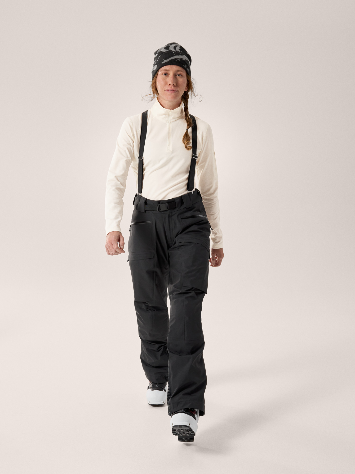 F25-X000009231-Ski-Guide-Pant-W-Black-Women-s-Front-View