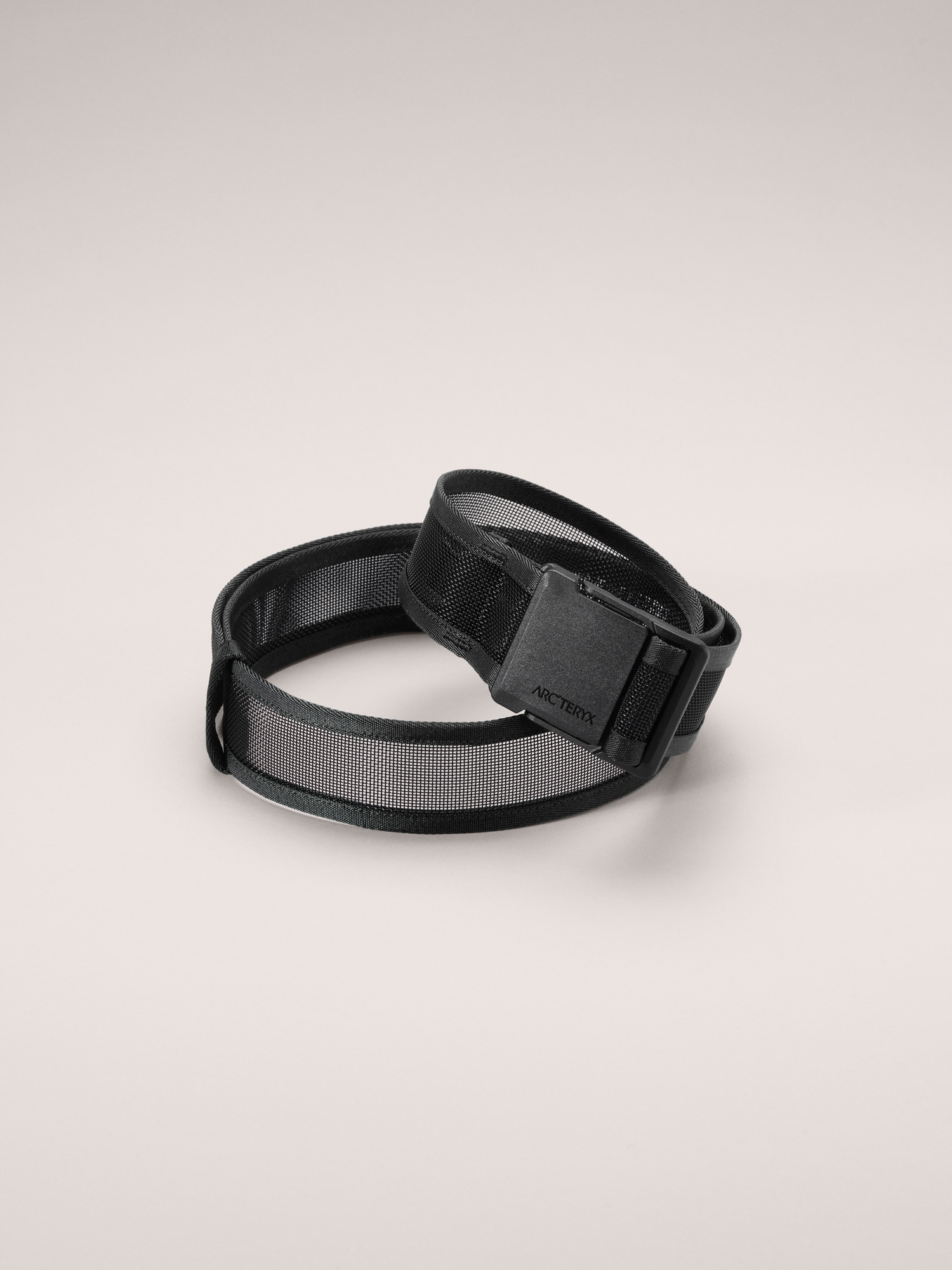 S25-X000009654-Heliad-Belt-38-Black-Front