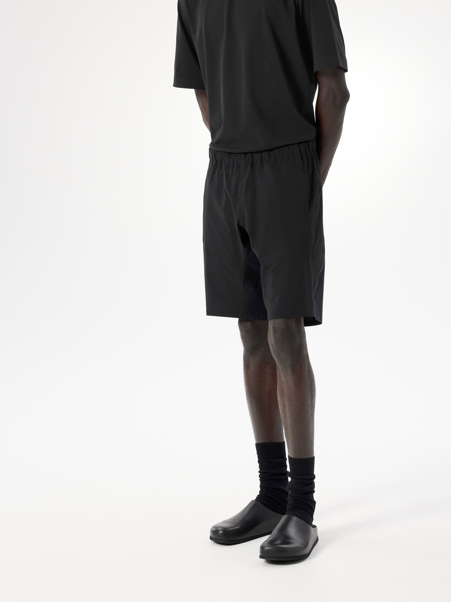S26-X000007353-Secant-Comp-Short-Black-Front-View