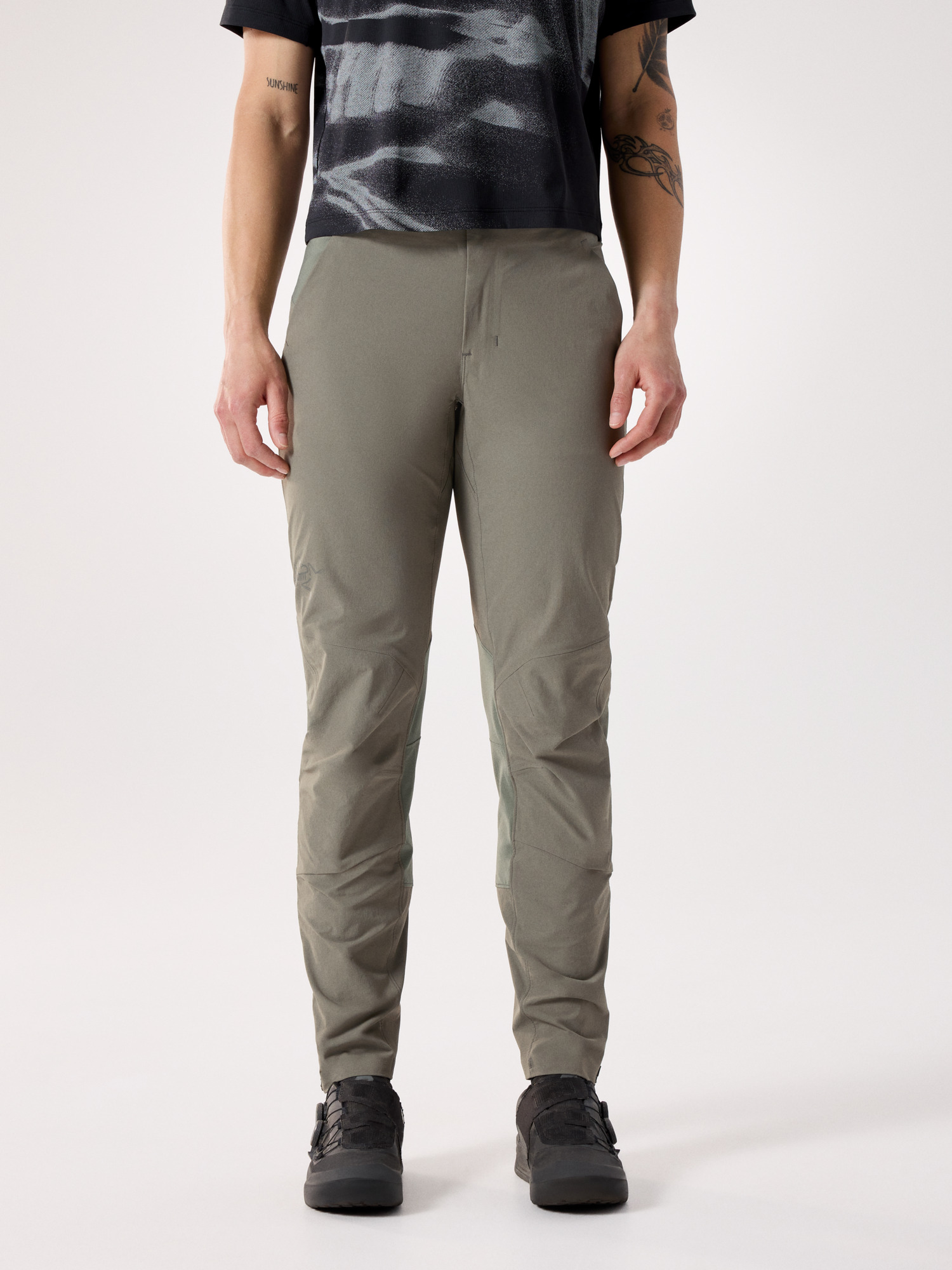S26-X000009516-Rhoam-Pant-Forage-Women-s-Front-View