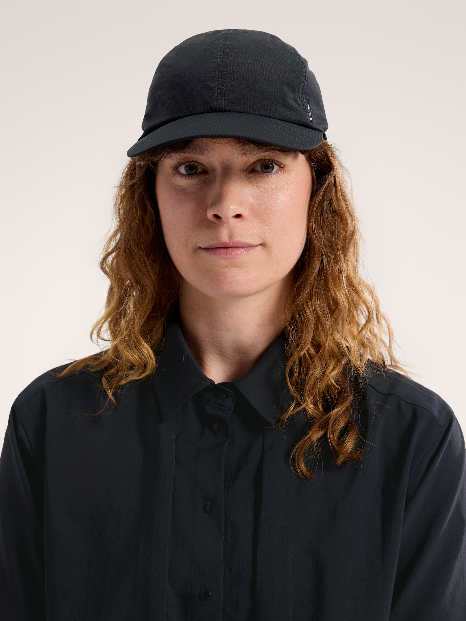 S26-X000010182-Sinsola-Cinch-Cap-Black-Front-View