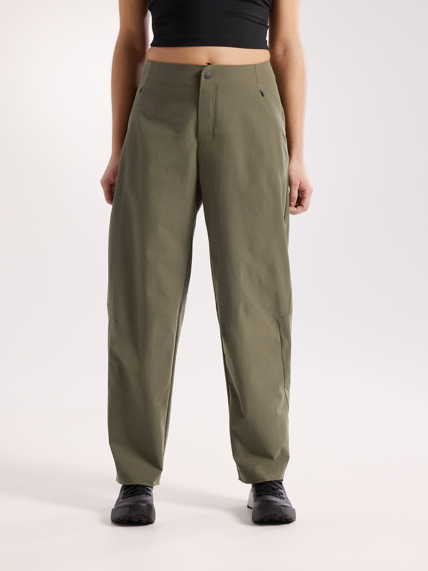 S26-X000010220-Olia-Pant-Tatsu-Women-s-Front-View