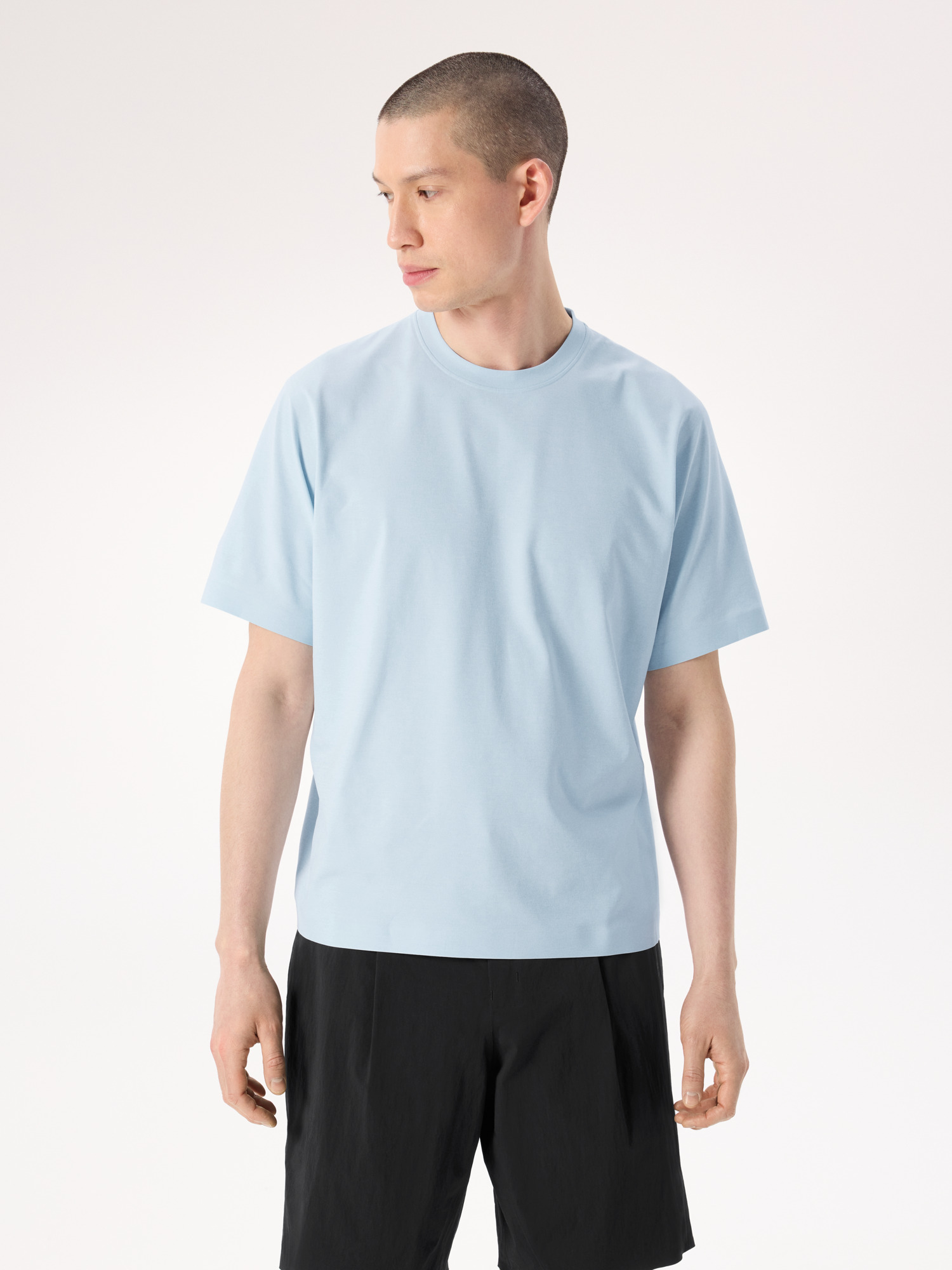 S26-X000010316-Metron-SS-Tee-Celestia-Front-View