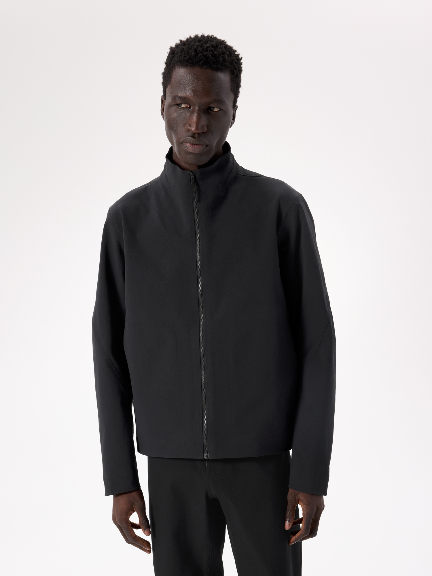 S26-X000010317-Isogon-MX-Jacket-Black-Front-View