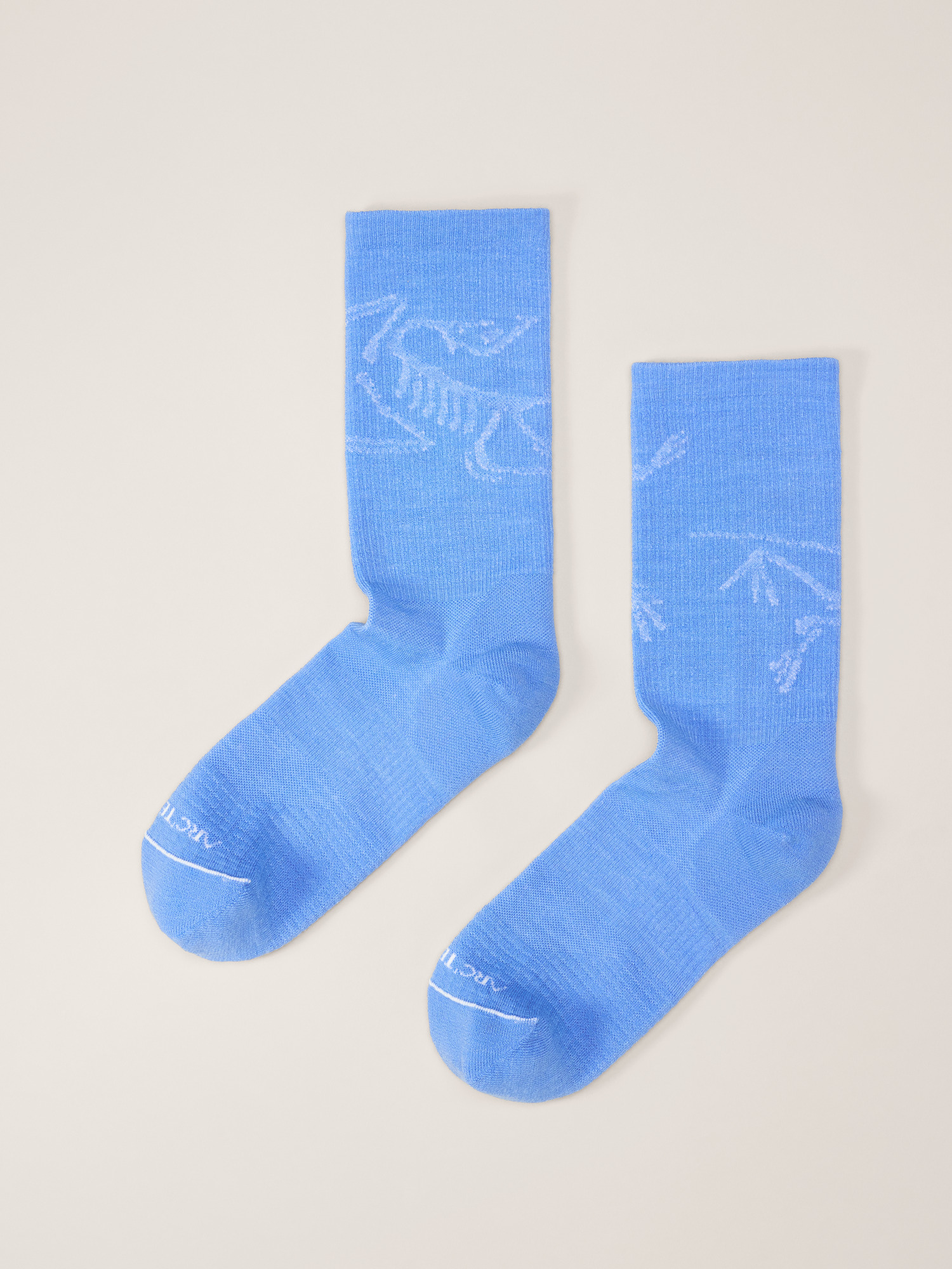 S26-X000010463-Merino-Wool-Mid-Bird-Sock-Glacial-White-Hover